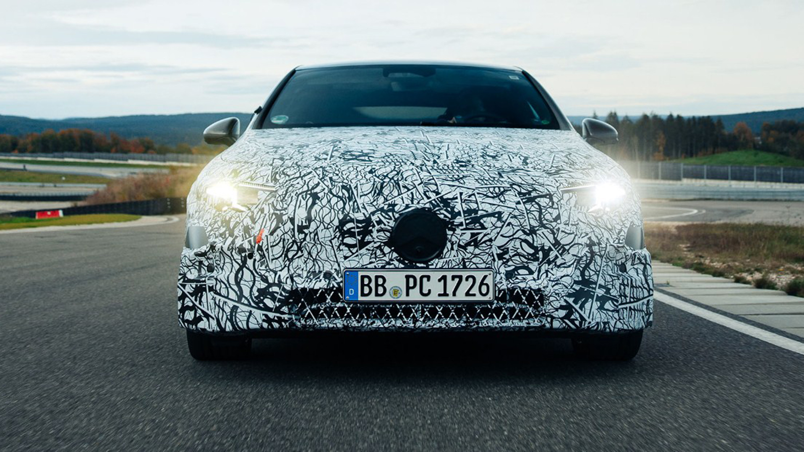 Πρώτη επαφή με το πρωτότυπο αμιγώς ηλεκτρικό Mercedes CLA